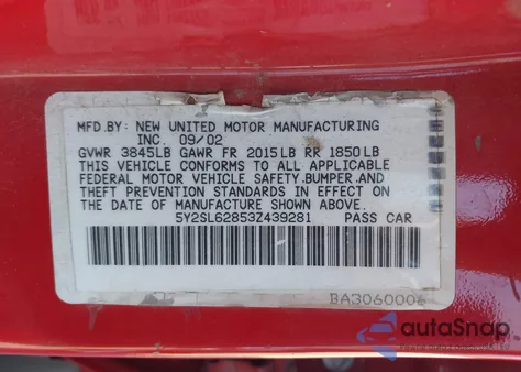 2003 Pontiac Vibe z USA, uszkodzony, nr VIN 5Y2SL62853Z439281